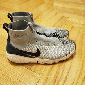 Nike Air Footscape Majista Flyknit 12